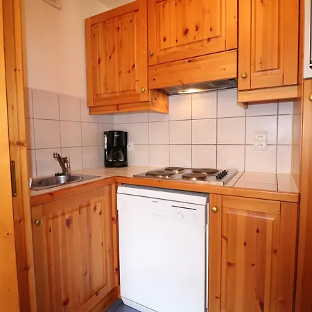 2 Pieces Avec Balcon, Wi-fi, Animaux Admis - Fr-1-182-39 Apartment Meribel